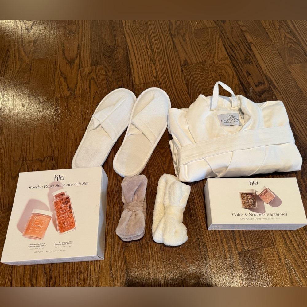 Self-Care Gift Set - Boca Terry Robe and Slippers, headbands, 2 Klei gift sets